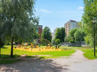 Lägenhet till salu på Framnäsbacken 16 i Solna - Mäklarhuset