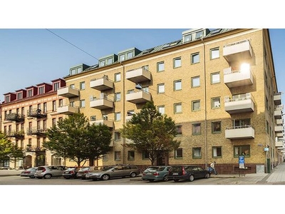 Hyr ett 2-rums lägenhet på 77 m² i Halmstad