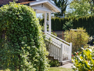 Stort hus på Häggatan 2 i Ödåkra!