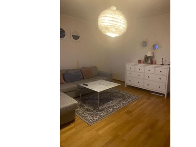 Hyr ett 2-rums lägenhet på 75 m² i Sundbyberg