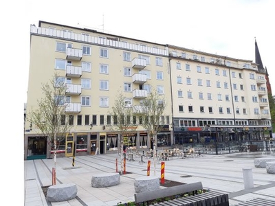 Hyr ett 6-rums lägenhet på 140 m² i Sundsvall