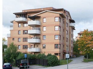 Hyr ett 1-rums lägenhet på 74 m² i Eskilstuna