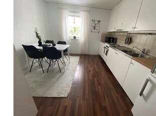 Hyr ett 2-rums lägenhet på 52 m² i Sundsvall