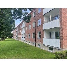 Hyr ett 3-rums lägenhet på 68 m² i Trollhättan