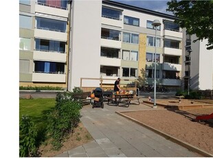 Hyr ett 4-rums lägenhet på 92 m² i Linköping