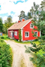 Villa till salu på Uddeholmsvägen 27 i Hagfors - Mäklarhuset