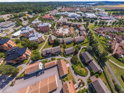 Välplanerad marklägenhet i populär förening!