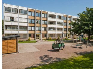 Hyr ett 5-rums lägenhet på 131 m² i Rådhusrätten, Norra Fäladen