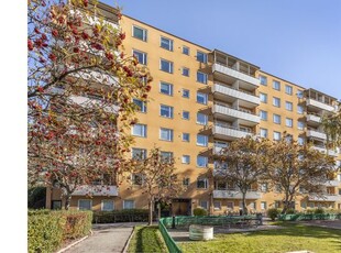 Hyr ett 2-rums lägenhet på 59 m² i Bandhagen