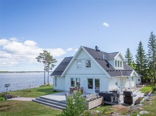 Villa till salu på Grönviken 132 i Alnö - Mäklarhuset