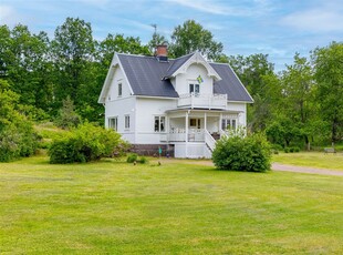 Villa till salu på Stenåldersvägen 37 i Oskarshamn - Mäklarhuset