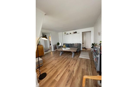 Hyr ett 2-rums lägenhet på 55 m² i Eksjö