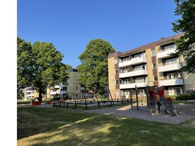 Hyr ett 3-rums lägenhet på 70 m² i Gävle