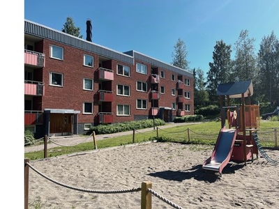 Hyr ett 3-rums lägenhet på 83 m² i Sundsvall