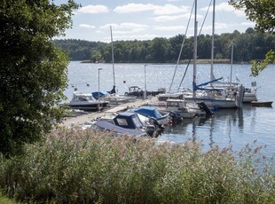 Radhus till salu på Äpplarövägen 7 i Vaxholm - Mäklarhuset