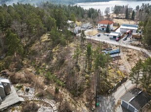 Tomt till salu på Norsundsvägen 26A i Åkersberga - Mäklarhuset