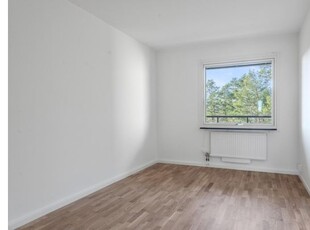 Danderyd - 5rok - 24mån - 23.000kr/mån