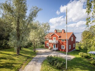 Villa till salu på Raholmsvägen 116 i Ankarsvik - Mäklarhuset