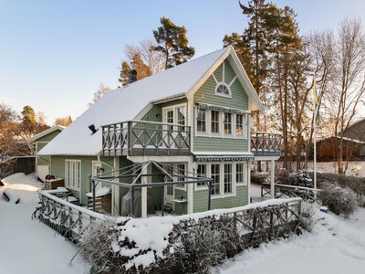 Friliggande villa - Täby Stockholm