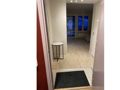 Hyr ett 2-rums lägenhet på 45 m² i Haninge