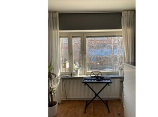 Hyr ett 2-rums lägenhet på 78 m² i Umeå