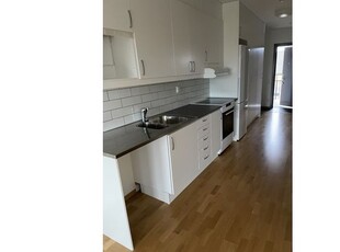 Hyr ett 2-rums lägenhet på 52 m² i Helsingborg