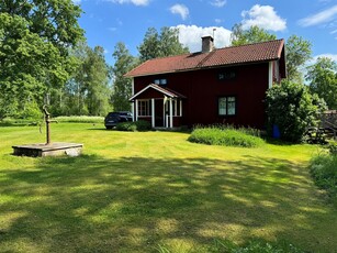 Villa till salu på Långnäla 1 i Skinnskatteberg - Mäklarhuset