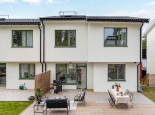 Terrace house - Norra Sjögatan Södertälje