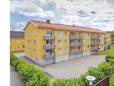 Hyr ett 2-rums lägenhet på 54 m² i Katrineholm