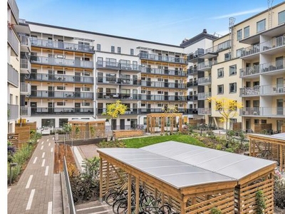 Hyr ett 4-rums lägenhet på 106 m² i Stockholm