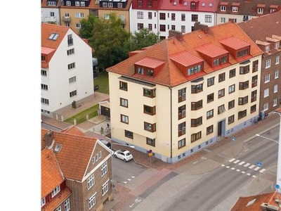 Hyr ett 3-rums lägenhet på 98 m² i Helsingborg