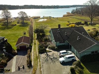 På första parkett och med vidsträckt utsikt mot Busseviken