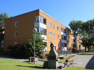 Krongårdsvägen 17