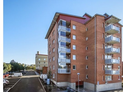 Hyr ett 1-rums hus på 36 m² i Sigtuna