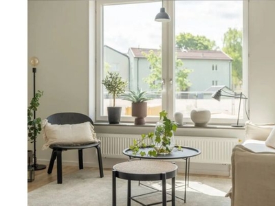 Hyr ett 2-rums lägenhet på 42 m² i Stockholm