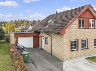 Kedjehus till salu på i Västerås - Mäklarhuset