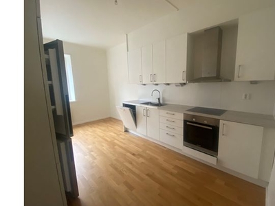 Hyr ett 1-rums lägenhet på 65 m² i Helsingborg