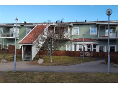 Hyr ett 3-rums lägenhet på 74 m² i Vimmerby