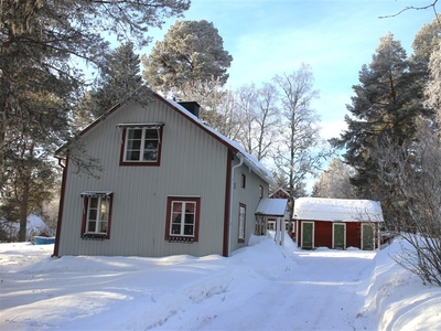 Villa till salu på Ängevägen 1 i Hammerdal - Mäklarhuset