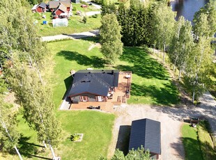 Villa till salu på Varpvägen 6 i Ludvika - Mäklarhuset