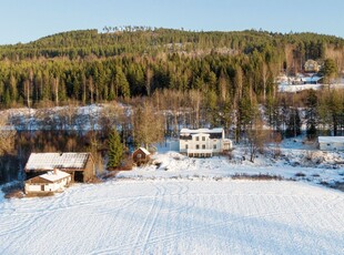 Liden 114 Liden 10 rok, 303 kvm, Liden