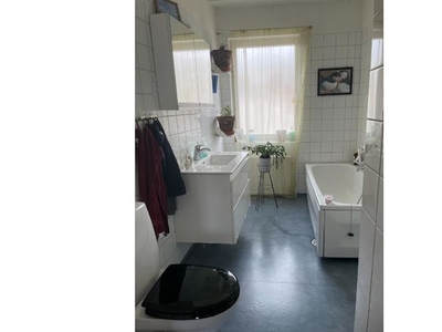 Hyr ett 3-rums hus på 90 m² i Stockholm