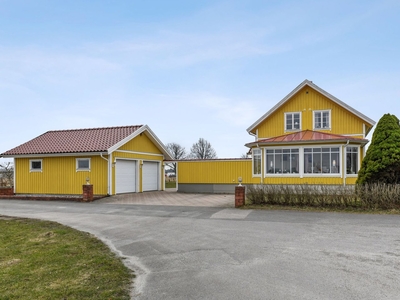 Friliggande villa - Vara Västra Götaland