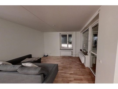 Hyr ett 2-rums lägenhet på 48 m² i Stockholm