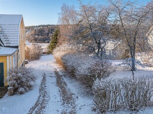 Tomt till salu på Lindbyvägen 17 i Åby - Mäklarhuset