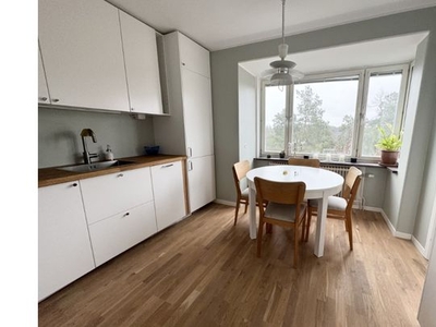 Hyr ett 1-rums lägenhet på 39 m² i Lidingö