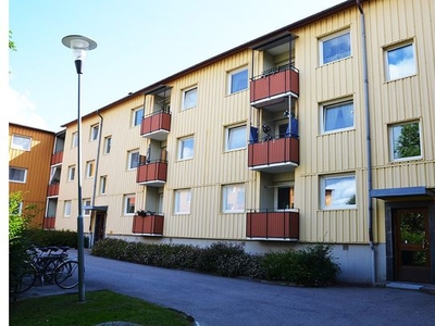 Hyr ett 2-rums lägenhet på 58 m² i Gävle