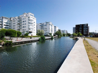 Lägenhet till salu på Askängsbacken 52 i Bromma - Mäklarhuset