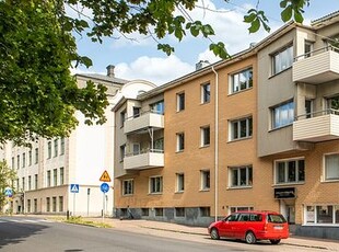 Karlagatan 26