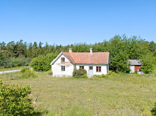 Villa till salu på Eksta Käbbe 655B i Klintehamn - Mäklarhuset